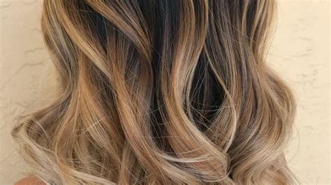 summer blonde balayage|toasty melt balayage.